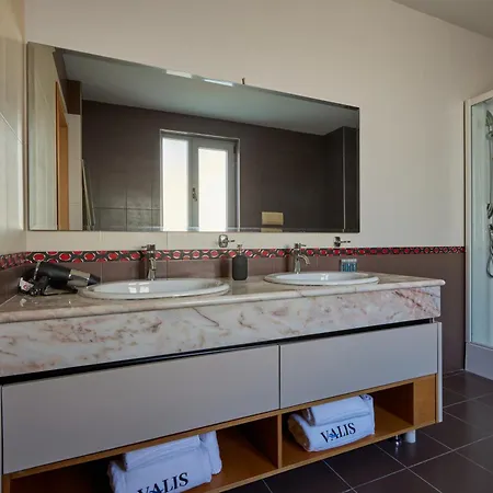 Valis Apartamets Vlorë